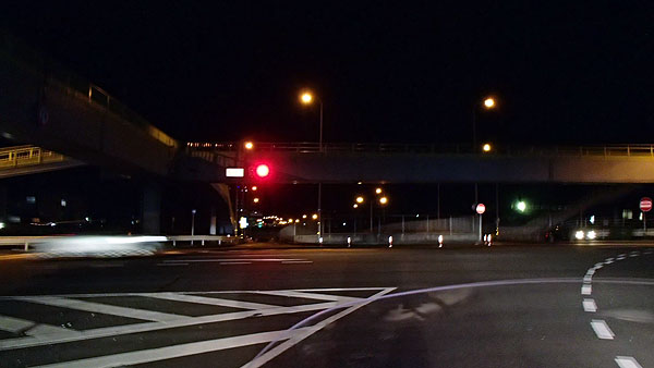 平出工業団地交差点